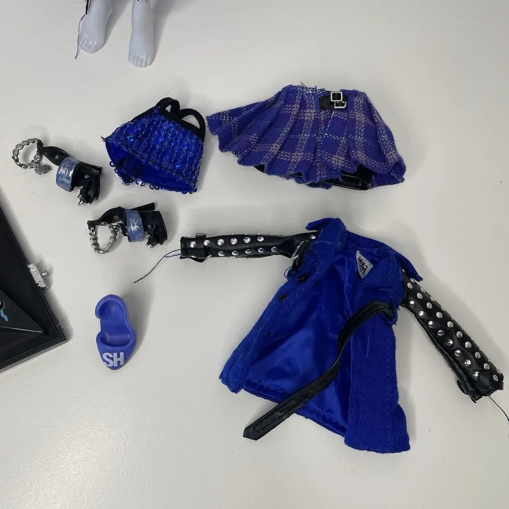 Shadow High Uma Van Hoose Doll Incomplete Needs Some TLC Rainbow Vision